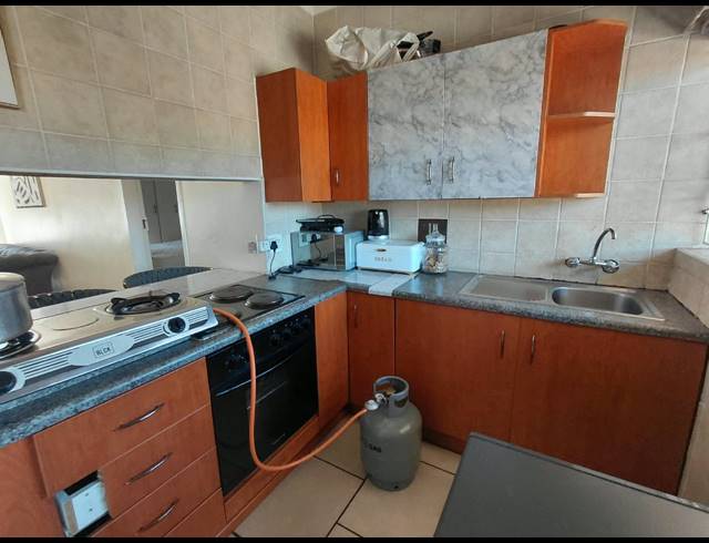 1.5 BEDROOM APARTMENT BLOCK FOR SALE IN BRAKPAN CENTRAL